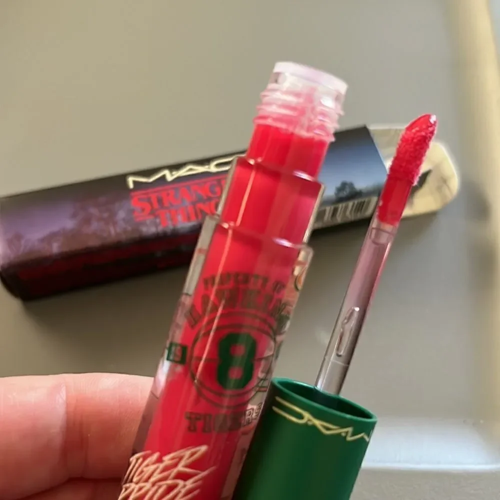 Mac X Stranger Things Lipglass Wild Wheeler